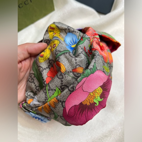 Auth Gucci GG Silk Monogram Flora Print Headband In Red - Picture 10 of 13